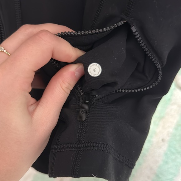 Lululemon define Jacket - Picture 4 of 4